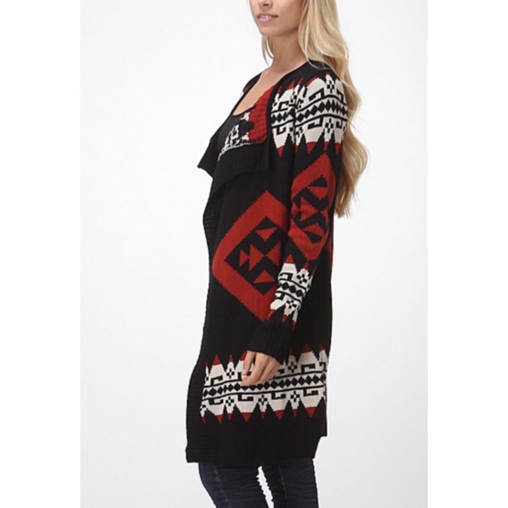 Geometric Open Cardigan in Black & Red